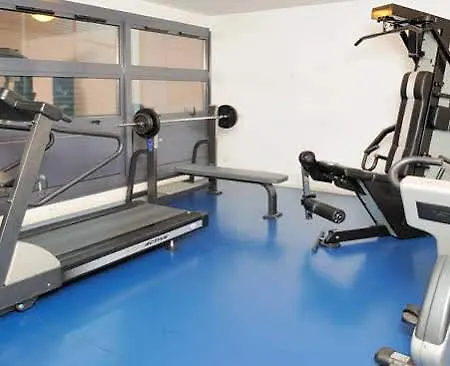 Sejours & Affaires Europe 2*