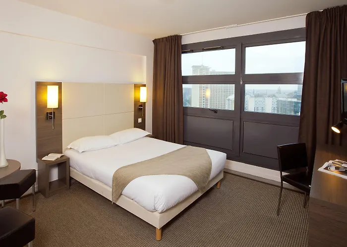 Sejours & Affaires Lille Europe 2*