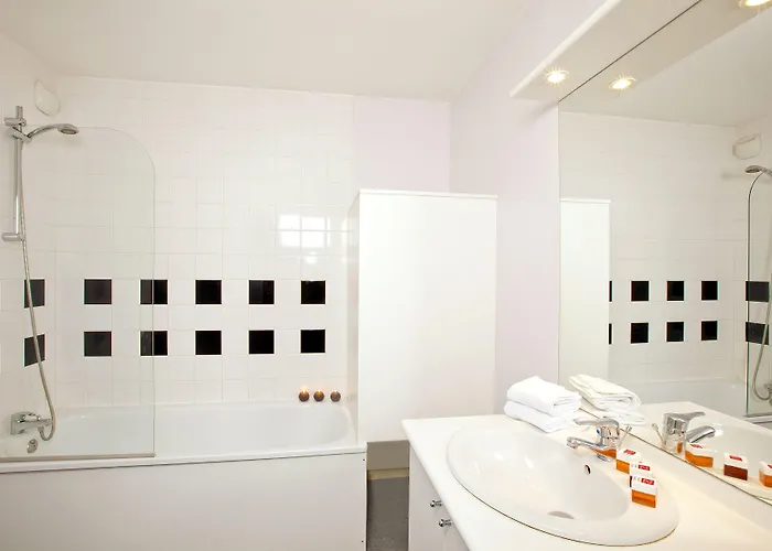 Aparthotel Sejours & Affaires Lille Europe