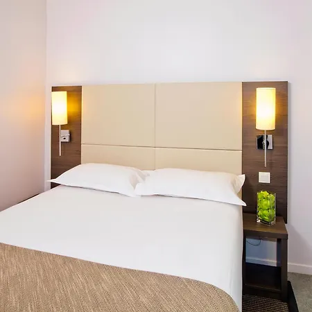 Sejours & Affaires Lille Europe 2* Lille