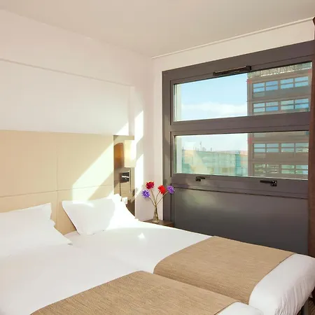 Sejours & Affaires Lille Europe Aparthotel 2*