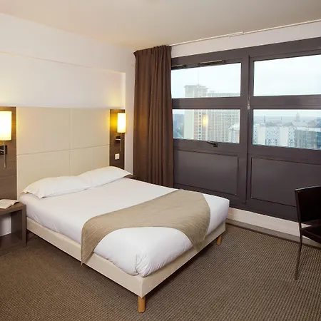 Sejours & Affaires Lille Europe 2*