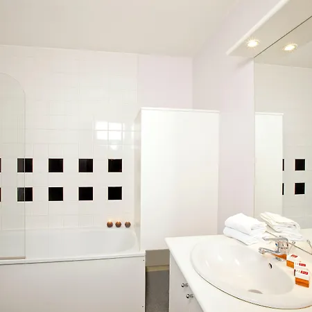Aparthotel Sejours & Affaires Lille Europe