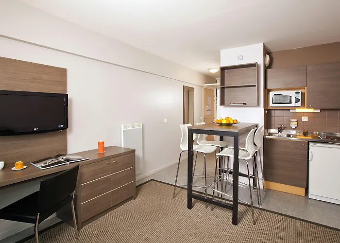 Sejours & Affaires Lille Europe Aparthotel