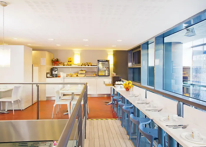 Sejours & Affaires Lille Europe 2* Lille