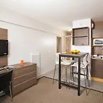 Sejours & Affaires Europe ליל