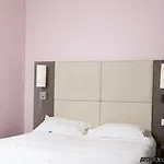 Sejours & Affaires Europe 2* ליל