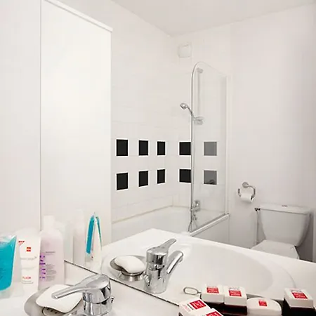 Aparthotel Sejours & Affaires Lille Europe